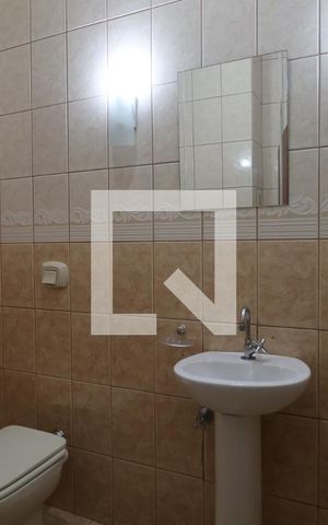 Casa à venda com 587m², 3 quartos e 2 vagasLavabo