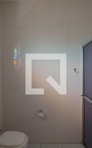 Casa à venda com 587m², 3 quartos e 2 vagasBanheiro