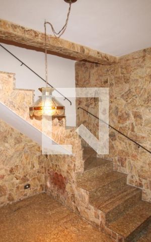 Casa à venda com 180m², 4 quartos e 2 vagasSala