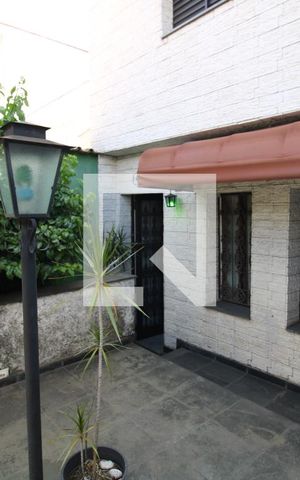 Casa à venda com 180m², 4 quartos e 2 vagasVaranda