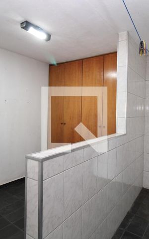 Casa à venda com 180m², 4 quartos e 2 vagasÁrea de Serviço 2
