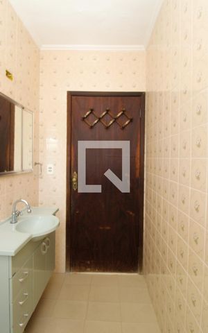 Casa à venda com 180m², 4 quartos e 2 vagasBanheiro Social