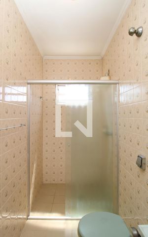 Casa à venda com 180m², 4 quartos e 2 vagasBanheiro Social