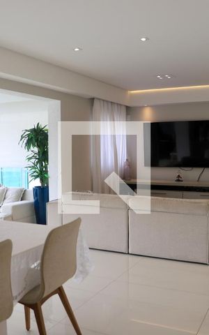Apartamento à venda com 200m², 3 quartos e 3 vagas Apartamento à venda com 200m², 3 quartos e 3 vagasSala