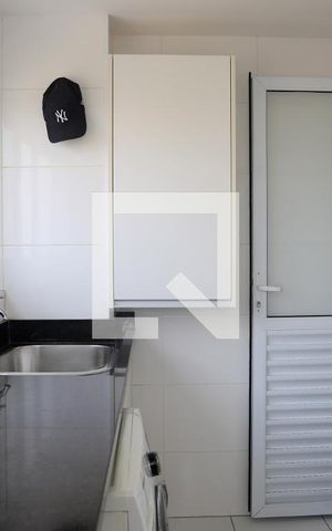 Apartamento à venda com 200m², 3 quartos e 3 vagas Apartamento à venda com 200m², 3 quartos e 3 vagasÁrea de Serviço