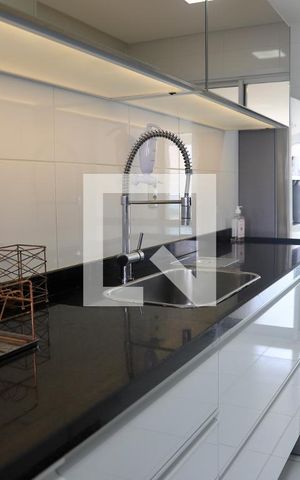 Apartamento à venda com 200m², 3 quartos e 3 vagas Apartamento à venda com 200m², 3 quartos e 3 vagasCozinha