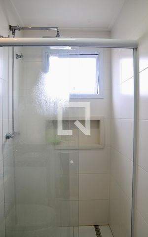 Apartamento à venda com 200m², 3 quartos e 3 vagas Apartamento à venda com 200m², 3 quartos e 3 vagasBanheiro da Suíte 2