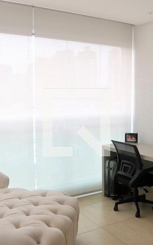Apartamento à venda com 200m², 3 quartos e 3 vagas Apartamento à venda com 200m², 3 quartos e 3 vagasSuíte Master