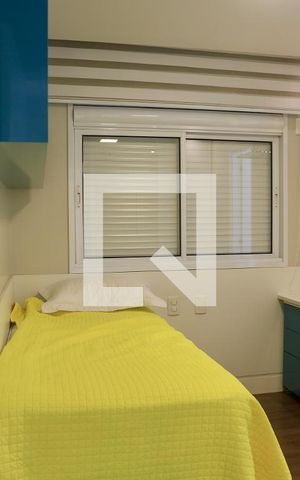 Apartamento à venda com 200m², 3 quartos e 3 vagas Apartamento à venda com 200m², 3 quartos e 3 vagasSuíte 1