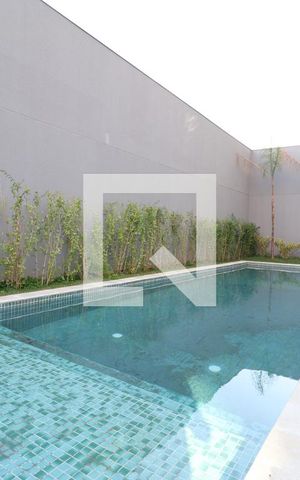 Apartamento à venda com 27m², 1 quarto e sem vagaÁrea comum - Piscina