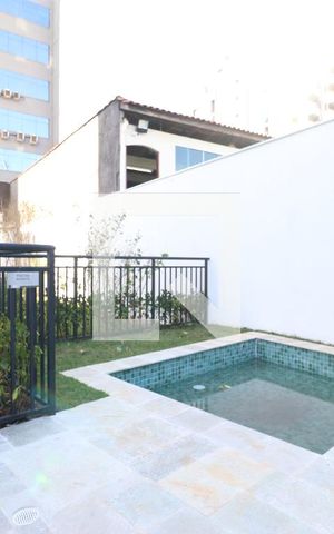 Apartamento à venda com 27m², 1 quarto e sem vagaÁrea comum - Piscina