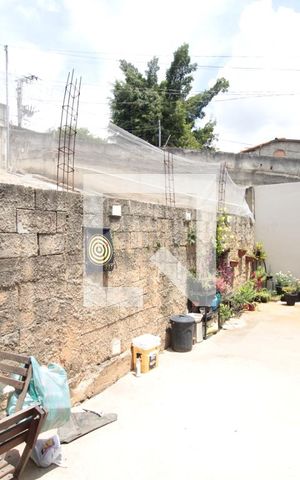 Casa à venda com 520m², 6 quartos e 2 vagasCasa 1 | Quintal