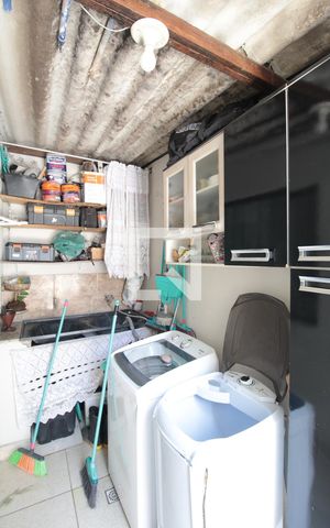 Casa à venda com 520m², 6 quartos e 2 vagasCasa 1 | Área de Serviço