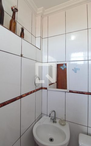 Apartamento à venda com 175m², 3 quartos e 2 vagasBanheiro de Serviço