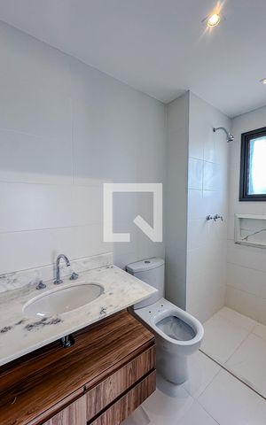 Apartamento à venda com 73m², 2 quartos e 2 vagasBanheiro da Suíte 1