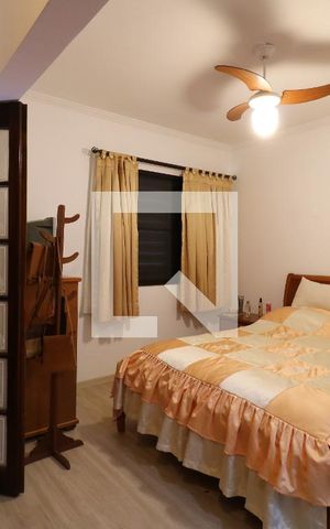 Casa à venda com 180m², 3 quartos e 4 vagasSuíte