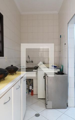 Casa à venda com 180m², 3 quartos e 4 vagasÁrea de Serviço