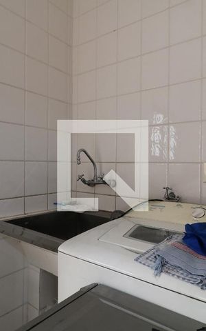 Casa à venda com 180m², 3 quartos e 4 vagasÁrea de Serviço