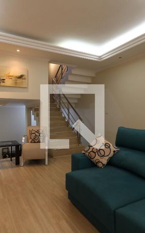 Casa à venda com 180m², 3 quartos e 4 vagasSala de TV