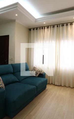 Casa à venda com 180m², 3 quartos e 4 vagasSala de TV