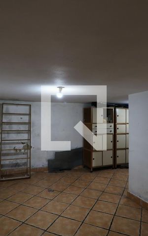 Casa à venda com 180m², 3 quartos e 4 vagasGaragem - Oficina