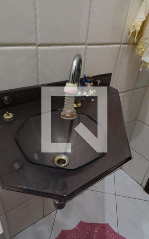 Casa à venda com 180m², 3 quartos e 4 vagasLavabo - Pia
