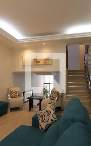Casa à venda com 180m², 3 quartos e 4 vagasSala de TV