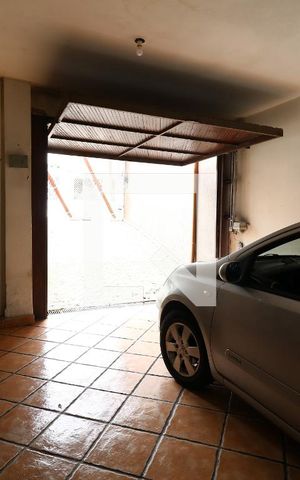 Casa à venda com 180m², 3 quartos e 4 vagasGaragem