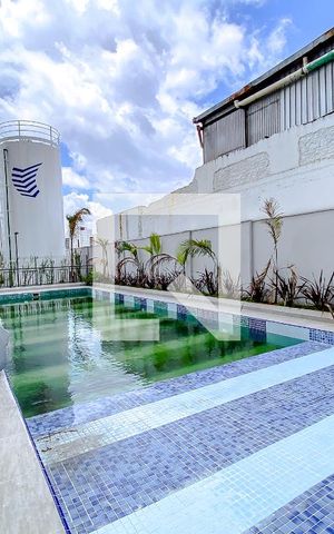 Apartamento à venda com 40m², 2 quartos e sem vagaÁrea comum - Piscina