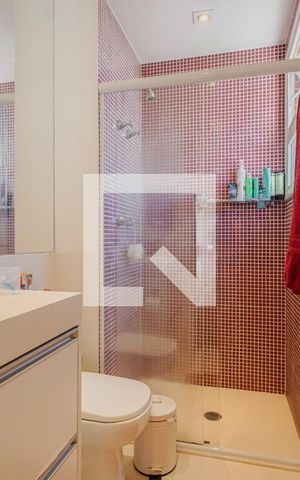 Apartamento à venda com 171m², 3 quartos e 3 vagasBanheiro da Suíte 1