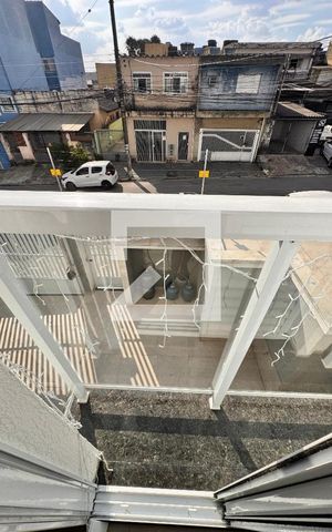 Apartamento à venda com 44m², 2 quartos e 1 vaga Apartamento à venda com 44m², 2 quartos e 1 vagaSacada