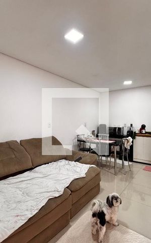 Apartamento à venda com 44m², 2 quartos e 1 vaga Apartamento à venda com 44m², 2 quartos e 1 vagaSala