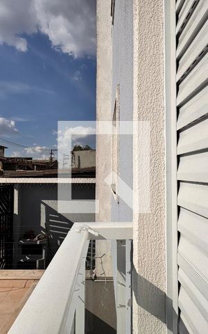 Apartamento à venda com 44m², 2 quartos e 1 vaga Apartamento à venda com 44m², 2 quartos e 1 vagaSacada