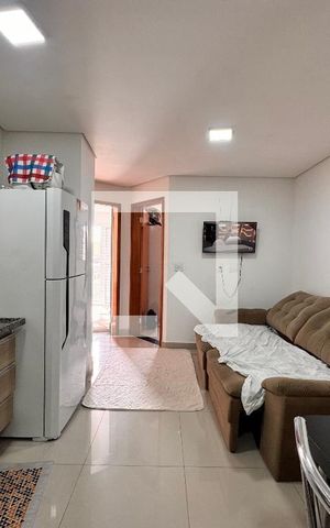 Apartamento à venda com 44m², 2 quartos e 1 vaga Apartamento à venda com 44m², 2 quartos e 1 vagaSala