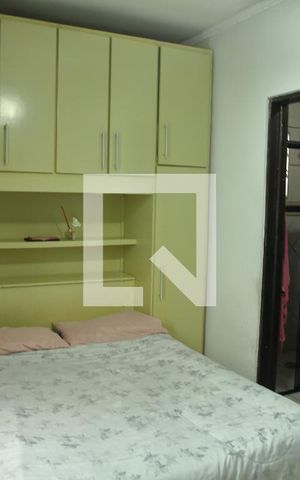 Casa à venda com 200m², 4 quartos e 6 vagasQuarto 1
