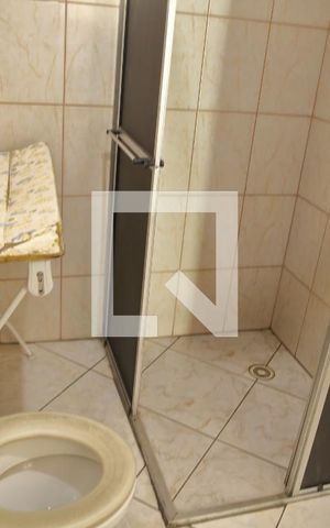 Casa à venda com 200m², 4 quartos e 6 vagasBanheiro Churrasqueira 