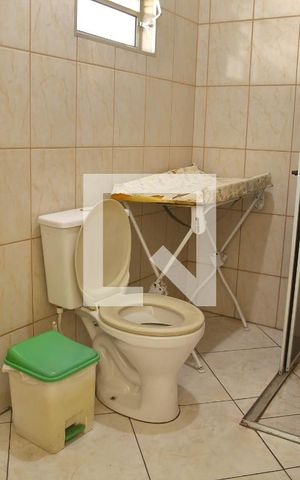 Casa à venda com 200m², 4 quartos e 6 vagasBanheiro Churrasqueira 