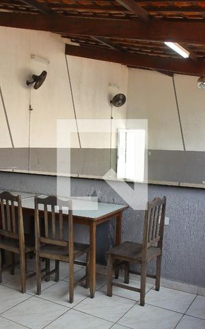 Casa à venda com 200m², 4 quartos e 6 vagasÁrea comum - Churrasqueira