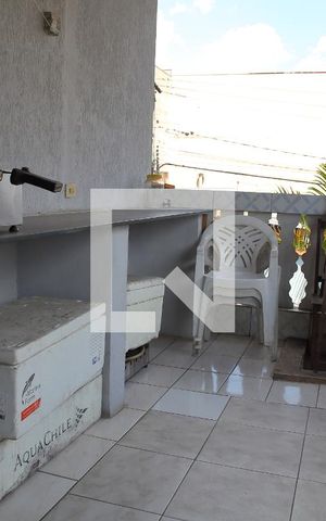 Casa à venda com 200m², 4 quartos e 6 vagasvaranda