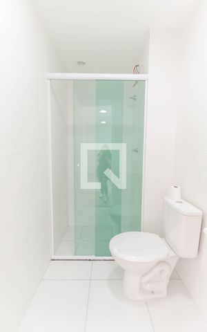 Apartamento para alugar com 39m², 2 quartos e sem vaga Apartamento para alugar com 39m², 2 quartos e sem vagaBanheiro