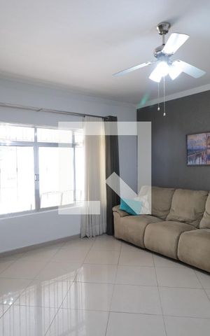 Casa para alugar com 80m², 1 quarto e sem vagaSala