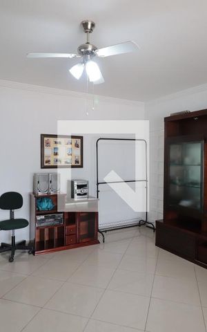 Casa para alugar com 80m², 1 quarto e sem vagaSala