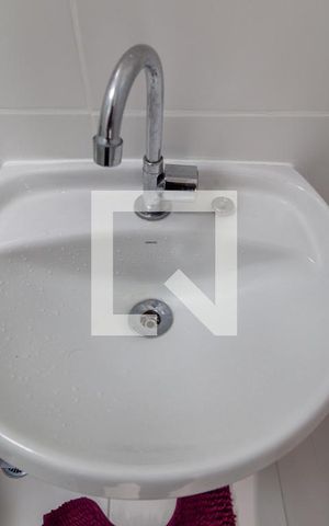 Apartamento à venda com 35m², 2 quartos e sem vagaDetalhe - Banheiro