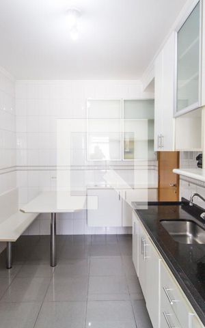 Apartamento para alugar com 135m², 4 quartos e 3 vagas Apartamento para alugar com 135m², 4 quartos e 3 vagasCozinha