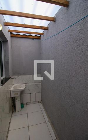 Casa para alugar com 30m², 1 quarto e sem vaga Casa para alugar com 30m², 1 quarto e sem vagaÁrea de Serviço