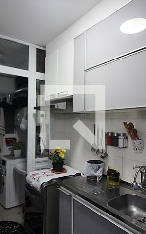 Apartamento à venda com 65m², 3 quartos e 1 vagaCozinha e Área de Serviço