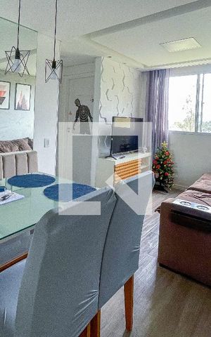 Apartamento para alugar com 41m², 2 quartos e sem vaga Apartamento para alugar com 41m², 2 quartos e sem vagaSala