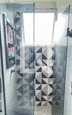 Apartamento para alugar com 41m², 2 quartos e sem vaga Apartamento para alugar com 41m², 2 quartos e sem vagaBanheiro