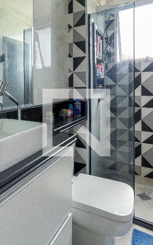 Apartamento para alugar com 41m², 2 quartos e sem vaga Apartamento para alugar com 41m², 2 quartos e sem vagaBanheiro