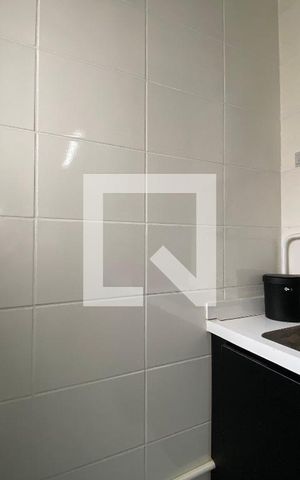 Apartamento para alugar com 47m², 2 quartos e sem vaga Apartamento para alugar com 47m², 2 quartos e sem vagaCozinha e Área de Serviço